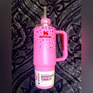 Stanley 30 oz Stainless Steel H2.0 Flowstate Quencher Tumbler